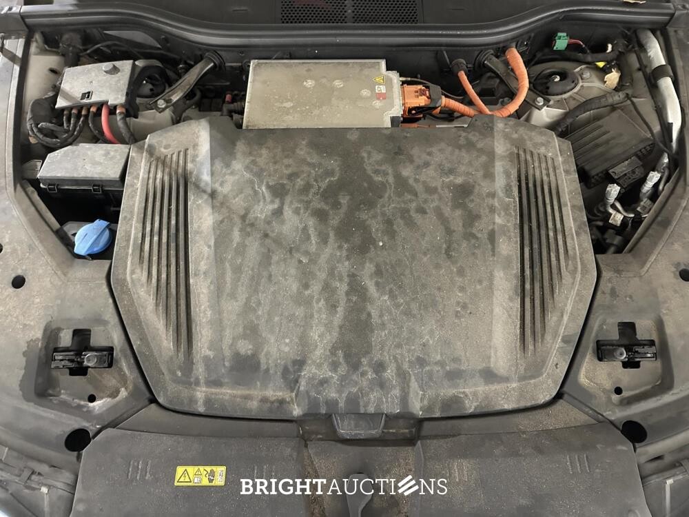 Audi e-tron 55 Quattro Business Edition Plus 95 kWh 408pk 2020 (Origineel-NL + 1e Eigenaar), K-193-HH