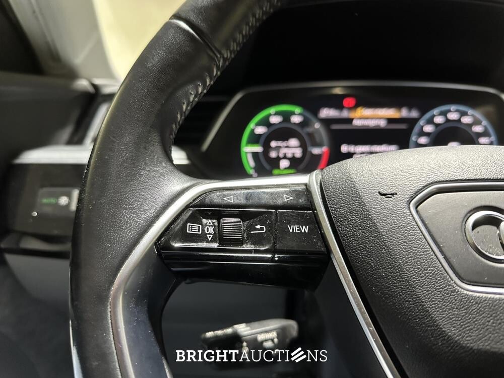 Audi e-tron 55 Quattro Business Edition Plus 95 kWh 408pk 2020 (Origineel-NL + 1e Eigenaar), K-193-HH