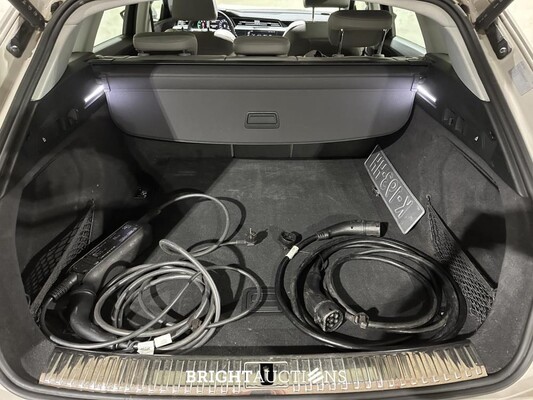 Audi e-tron 55 Quattro Business Edition Plus 95 kWh 408pk 2020 (Origineel-NL + 1e Eigenaar), K-193-HH