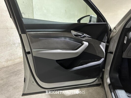 Audi e-tron 55 Quattro Business Edition Plus 95 kWh 408pk 2020 (Origineel-NL + 1e Eigenaar), K-193-HH