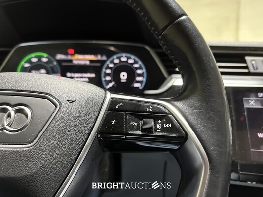 Audi e-tron 55 Quattro Business Edition Plus 95 kWh 408pk 2020 (Origineel-NL + 1e Eigenaar), K-193-HH