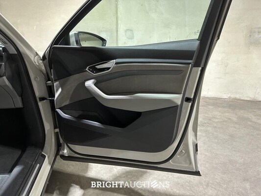 Audi e-tron 55 Quattro Business Edition Plus 95 kWh 408pk 2020 (Origineel-NL + 1e Eigenaar), K-193-HH