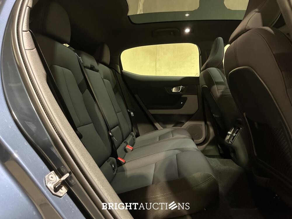 Polestar 2 Long Range Dual Motor Launch Edition 78 kWh 408pk 2020 (Origineel-NL + 1e Eigenaar), J-166-PZ