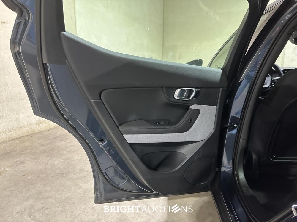 Polestar 2 Long Range Dual Motor Launch Edition 78 kWh 408pk 2020 (Origineel-NL + 1e Eigenaar), J-166-PZ