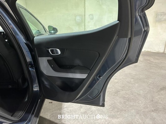 Polestar 2 Long Range Dual Motor Launch Edition 78 kWh 408pk 2020 (Origineel-NL + 1e Eigenaar), J-166-PZ