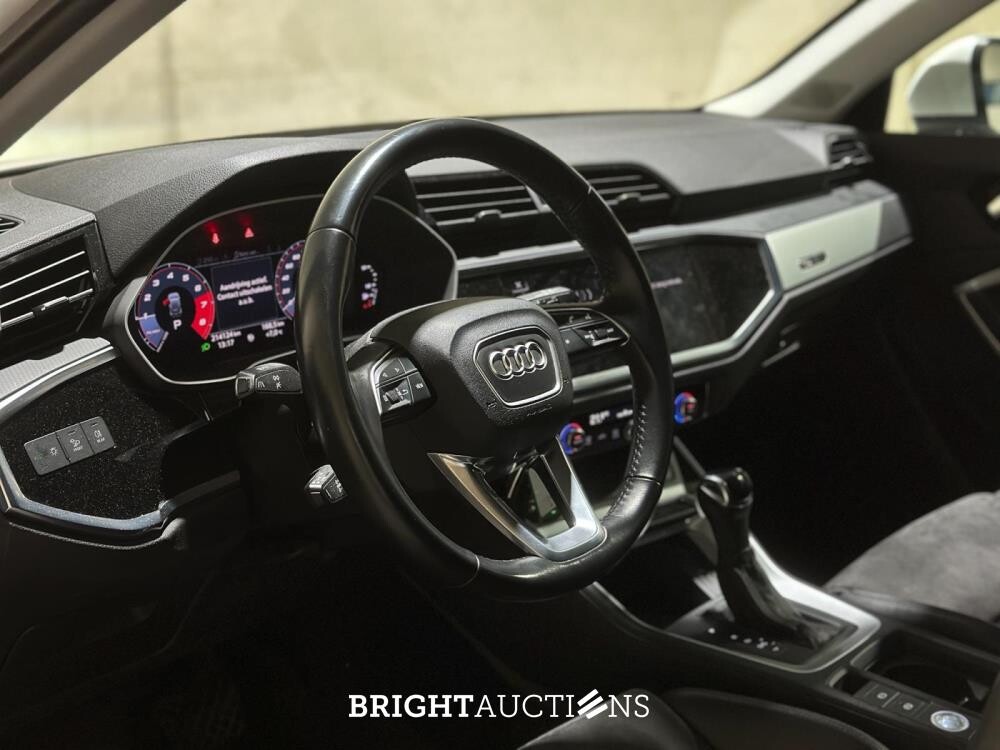 Audi Q3 35 TFSI Pro Line business 150pk 2020 (Origineel-NL+1e eigenaar), G-399-ZV