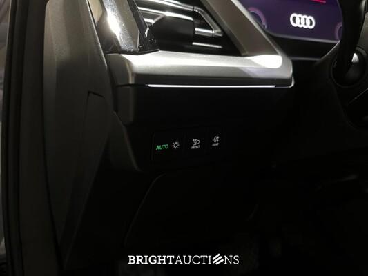 Audi Q4 e-tron 40 Launch edition Advanced 77 kWh 204pk 2021 (Origineel-NL + 1e Eigenaar), N-401-PG