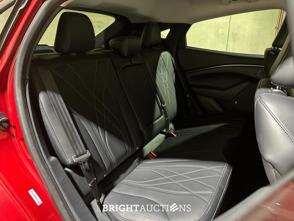 Ford Mustang Mach-E RWD 75 kWh 269hp 2021 (Origineel-NL + 1e Eigenaar), N-301-NV