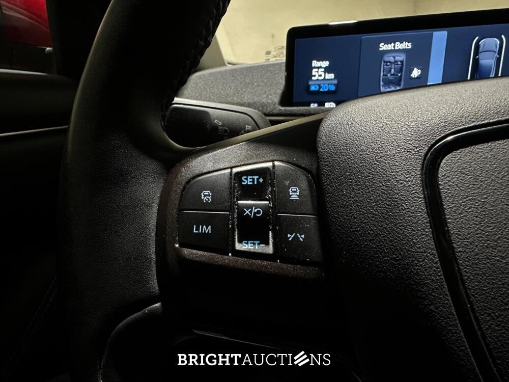 Ford Mustang Mach-E RWD 75 kWh 269hp 2021 (Origineel-NL + 1e Eigenaar), N-301-NV