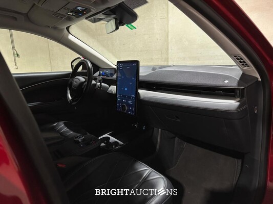 Ford Mustang Mach-E RWD 75 kWh 269hp 2021 (Origineel-NL + 1e Eigenaar), N-301-NV