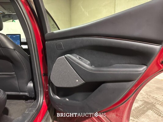 Ford Mustang Mach-E RWD 75 kWh 269hp 2021 (Origineel-NL + 1e Eigenaar), N-301-NV