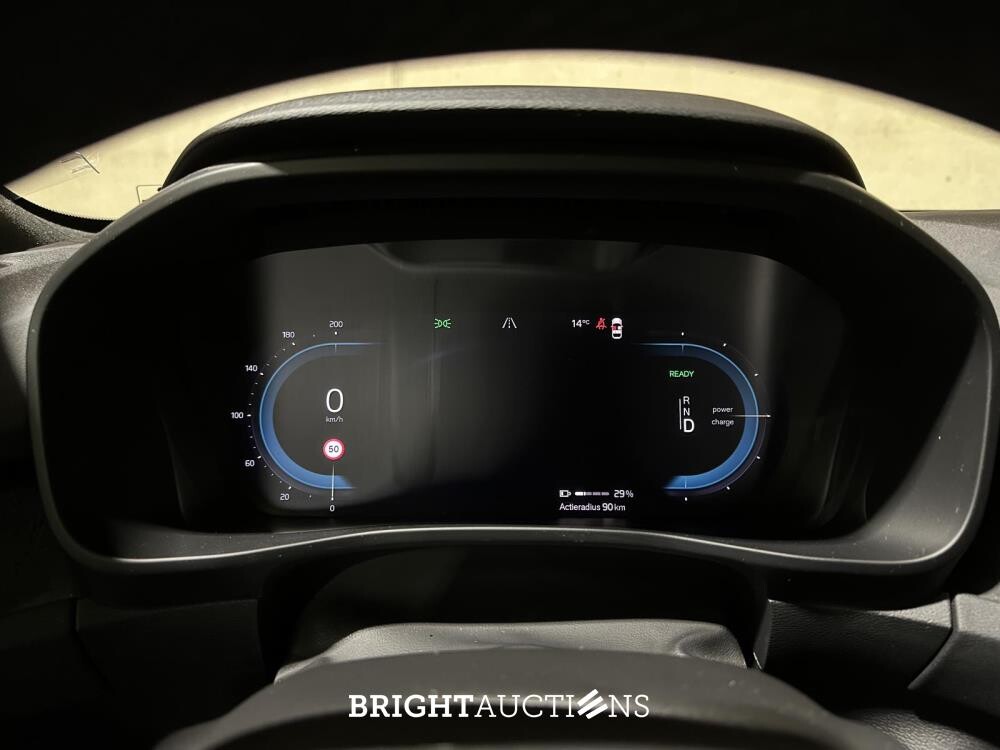 Volvo XC40 Recharge Core 70 kWh 231pk 2022 (Origineel-NL + 1e Eigenaar), R-491-BZ