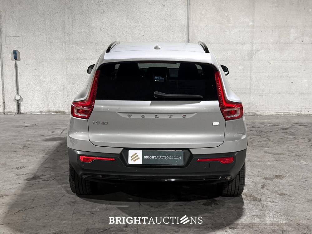 Volvo XC40 Recharge Core 70 kWh 231pk 2022 (Origineel-NL + 1e Eigenaar), R-491-BZ