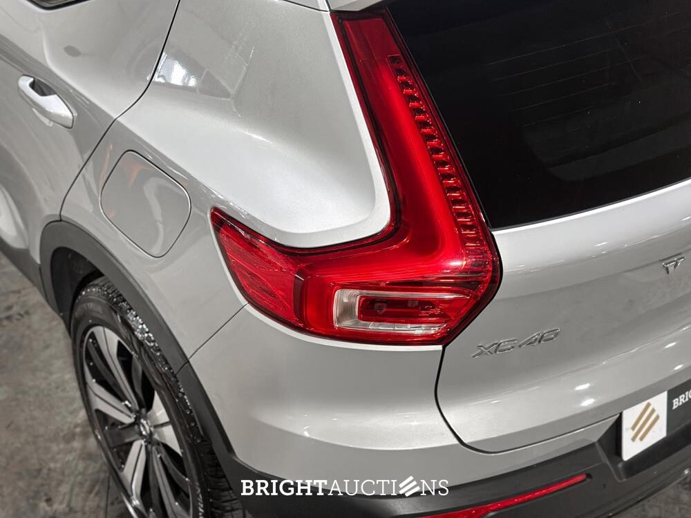 Volvo XC40 Recharge Core 70 kWh 231pk 2022 (Origineel-NL + 1e Eigenaar), R-491-BZ