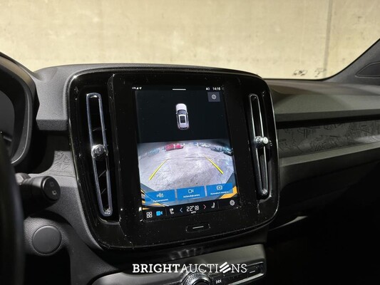 Volvo XC40 Recharge Core 70 kWh 231pk 2022 (Origineel-NL + 1e Eigenaar), R-491-BZ