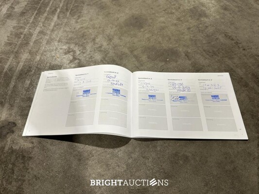 Volvo XC40 Recharge Core 70 kWh 231pk 2022 (Origineel-NL + 1e Eigenaar), R-491-BZ