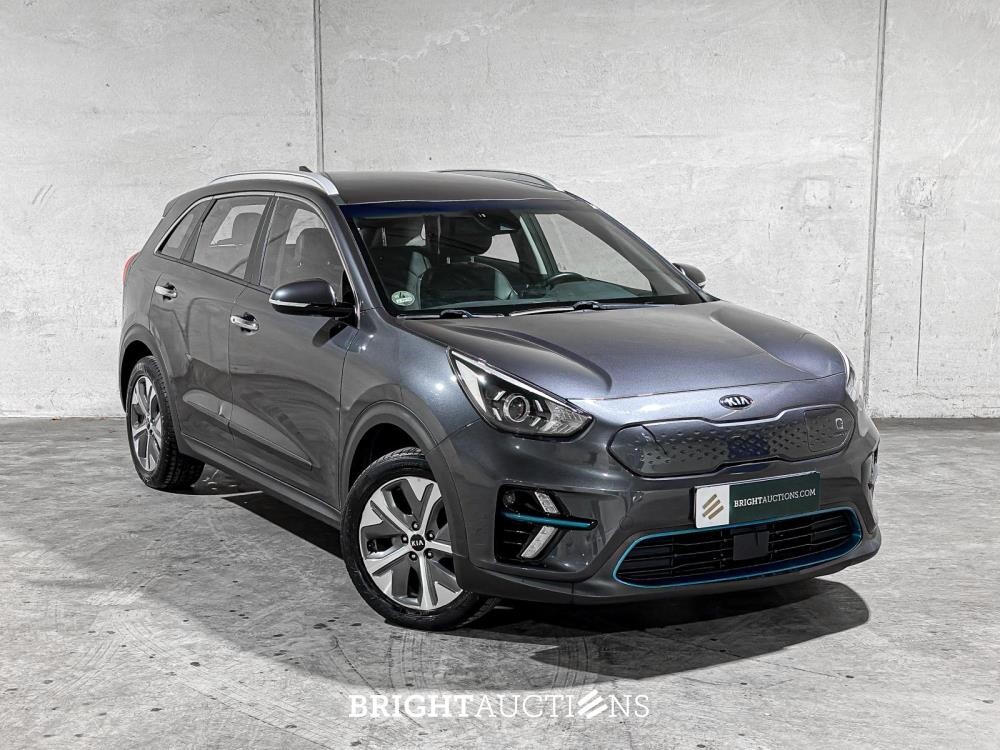 Kia e-Niro DynamicLine 64 kWh 204pk 2020 (Origineel-NL+1e eigenaar), J-072-TK