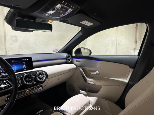 Mercedes-Benz A250 e Business Solution Luxury Limited 218pk 2020 (Origineel-NL + 1e Eigenaar) A-klasse, J-849-SG