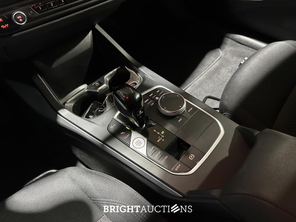 BMW 118i Introduction Edition 136hp 2023 (Original-NL+1st owner) 1er-Reihe, T-589-KN