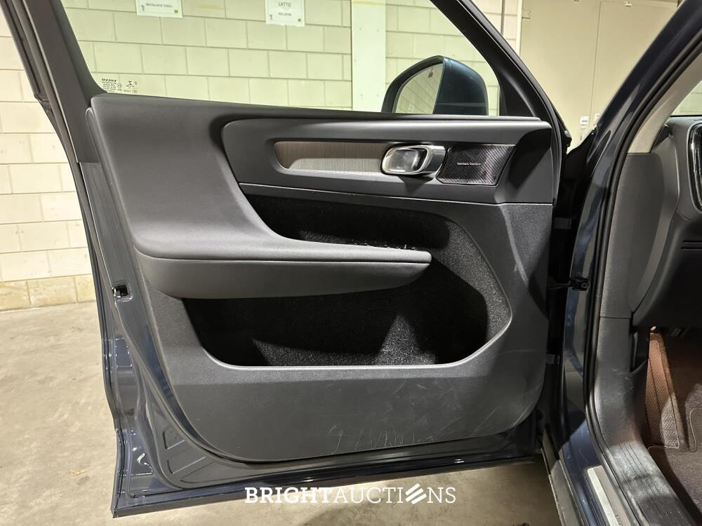 Volvo XC40 1.5 T2 129hp 2021