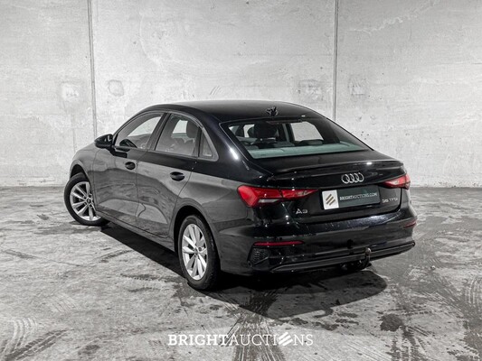 Audi A3 Limousine 35 TFSI Pro Line 150pk 2023 (Origineel-NL + 1e Eigenaar), X-645-JF