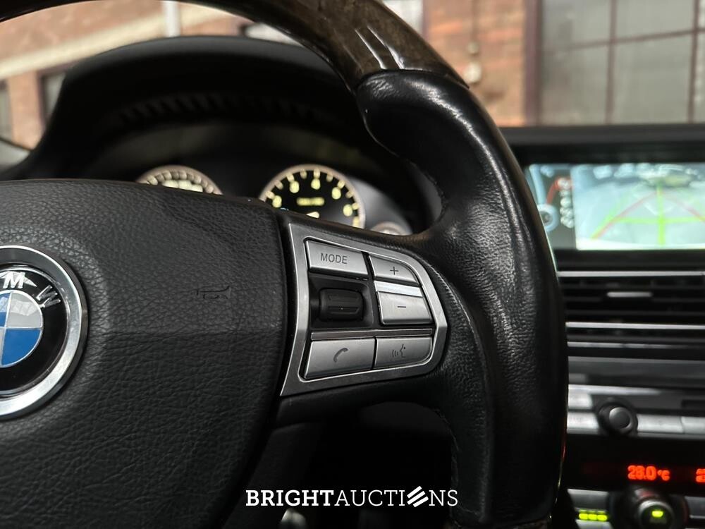 BMW ActiveHybrid7 F04 4.4 V8 465hp 2011 F04 Youngtimer