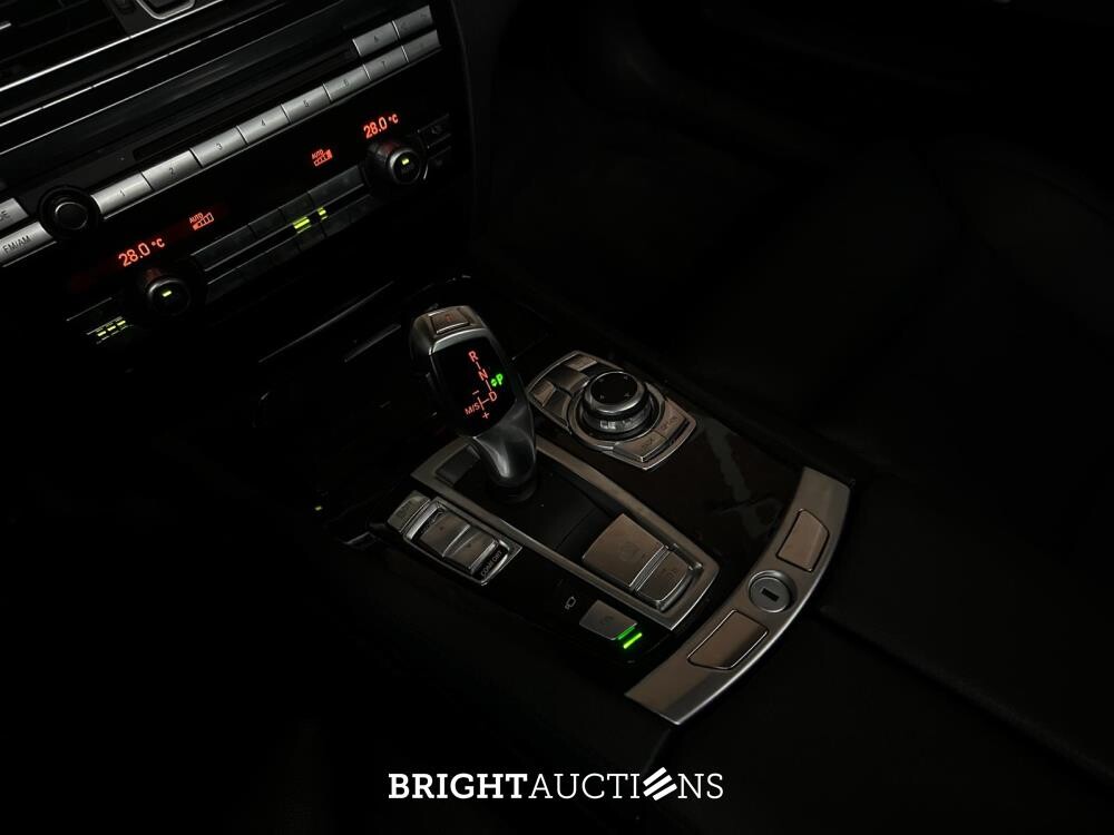BMW ActiveHybrid7 F04 4.4 V8 465hp 2011 F04 Youngtimer