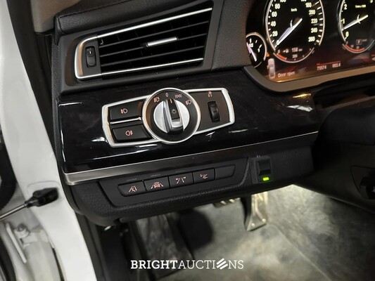 BMW ActiveHybrid7 F04 4.4 V8 465hp 2011 F04 Youngtimer