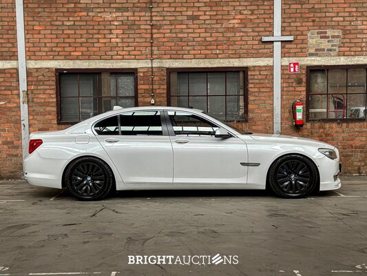 BMW ActiveHybrid7 F04 4.4 V8 465hp 2011 F04 Youngtimer