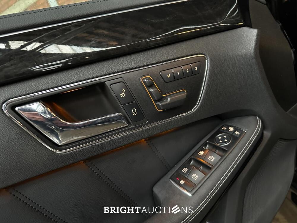 Mercedes-Benz E500 AMG 5.5 V8 388hp 2010 E-Klasse Youngtimer