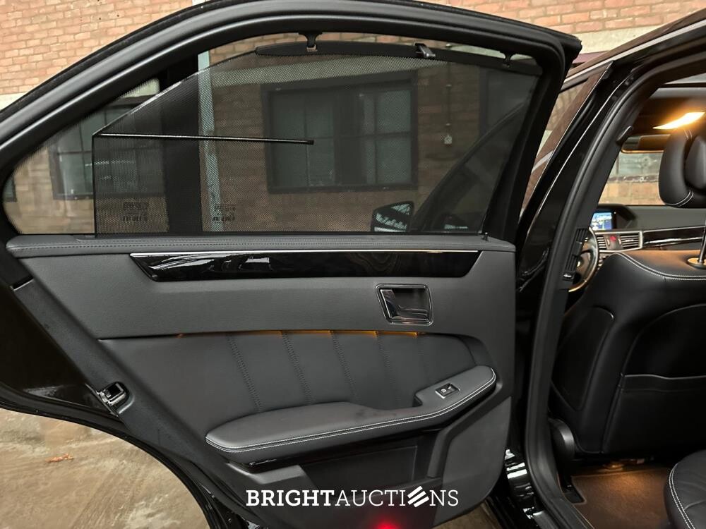 Mercedes-Benz E500 AMG 5.5 V8 388hp 2010 E-Klasse Youngtimer