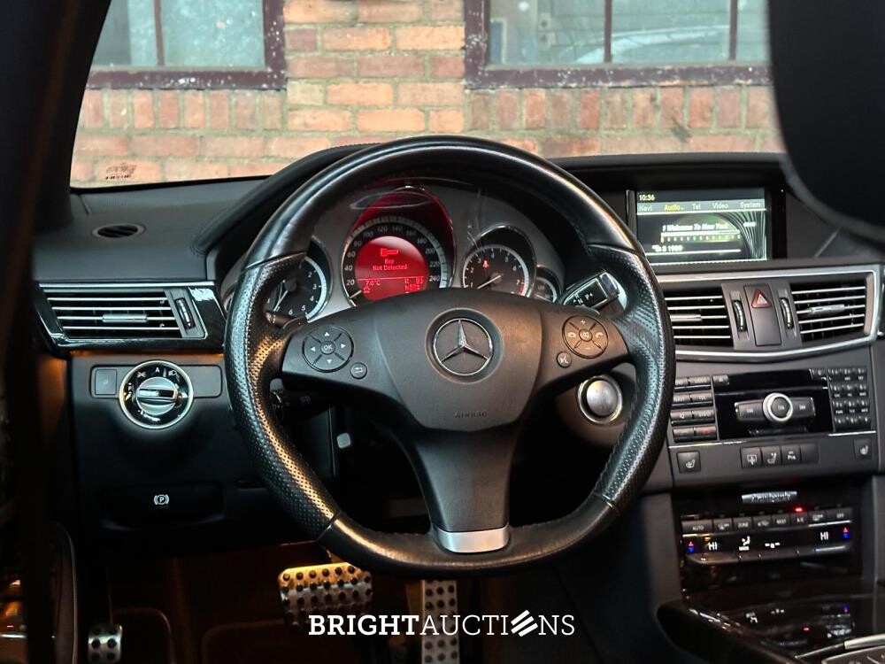 Mercedes-Benz E500 AMG 5.5 V8 388hp 2010 E-Klasse Youngtimer