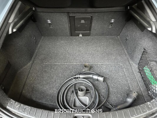 Polestar 2 Long Range Dual Motor Launch Edition 78kWh 408pk 2020 (Origineel-NL), J-406-ZV