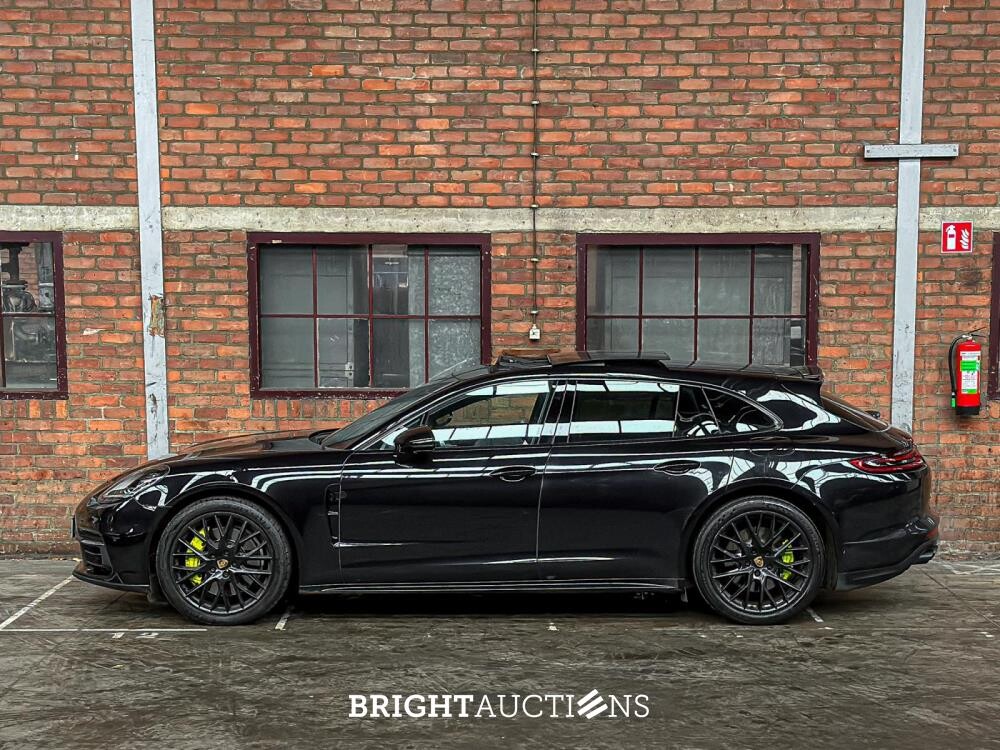 Porsche Panamera Sport Turismo 4 E-Hybrid 2.9 V6 462pk 2018, G-856-XL