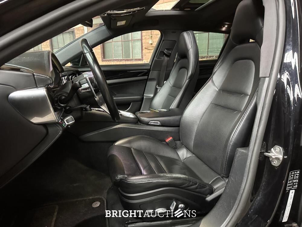 Porsche Panamera Sport Turismo 4 E-Hybrid 2.9 V6 462pk 2018, G-856-XL