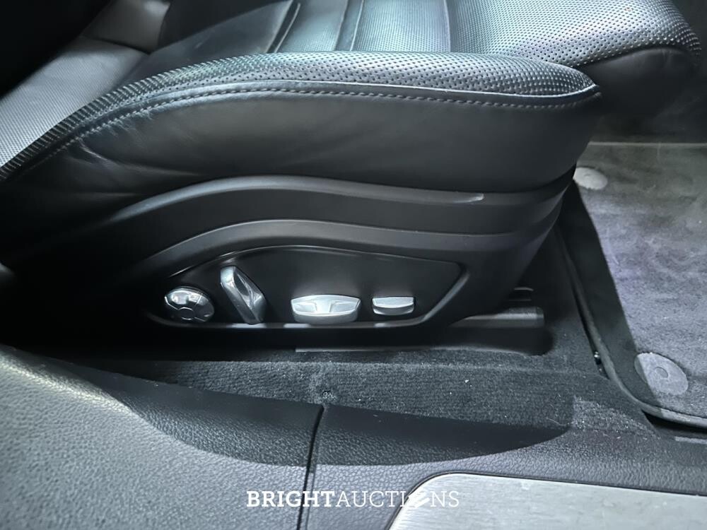 Porsche Panamera Sport Turismo 4 E-Hybrid 2.9 V6 462pk 2018, G-856-XL