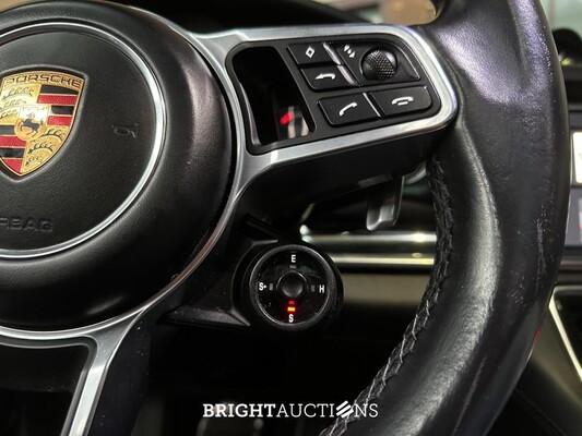 Porsche Panamera Sport Turismo 4 E-Hybrid 2.9 V6 462pk 2018, G-856-XL