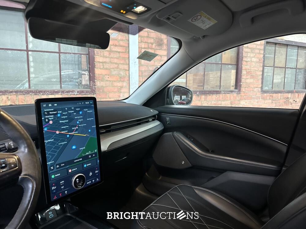Ford Mustang Mach-E RWD 75 kWh 269hp 2021 (Original-NL + 1. Besitzer), N-361-JS