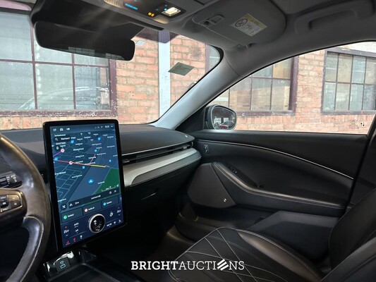Ford Mustang Mach-E RWD 75 kWh 269hp 2021 (Original-NL + 1. Besitzer), N-361-JS