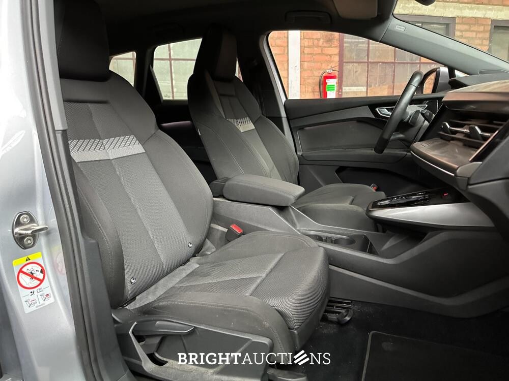 Audi Q4 e-tron 40 Launch edition Advanced Plus 77 kWh 204pk 2021 (Origineel-NL+1e eigenaar), N-596-TN