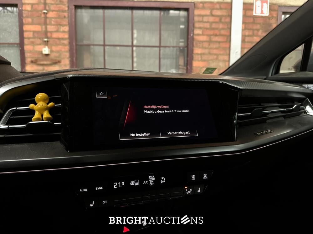 Audi Q4 e-tron 40 Launch edition Advanced Plus 77 kWh 204pk 2021 (Origineel-NL+1e eigenaar), N-596-TN