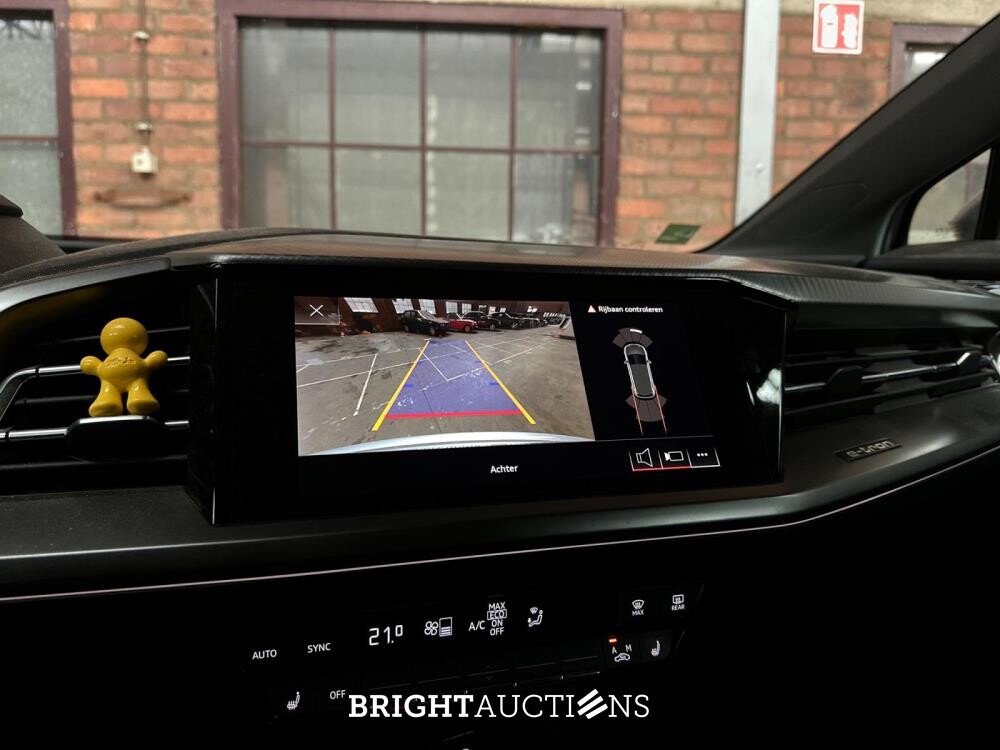 Audi Q4 e-tron 40 Launch edition Advanced Plus 77 kWh 204pk 2021 (Origineel-NL+1e eigenaar), N-596-TN