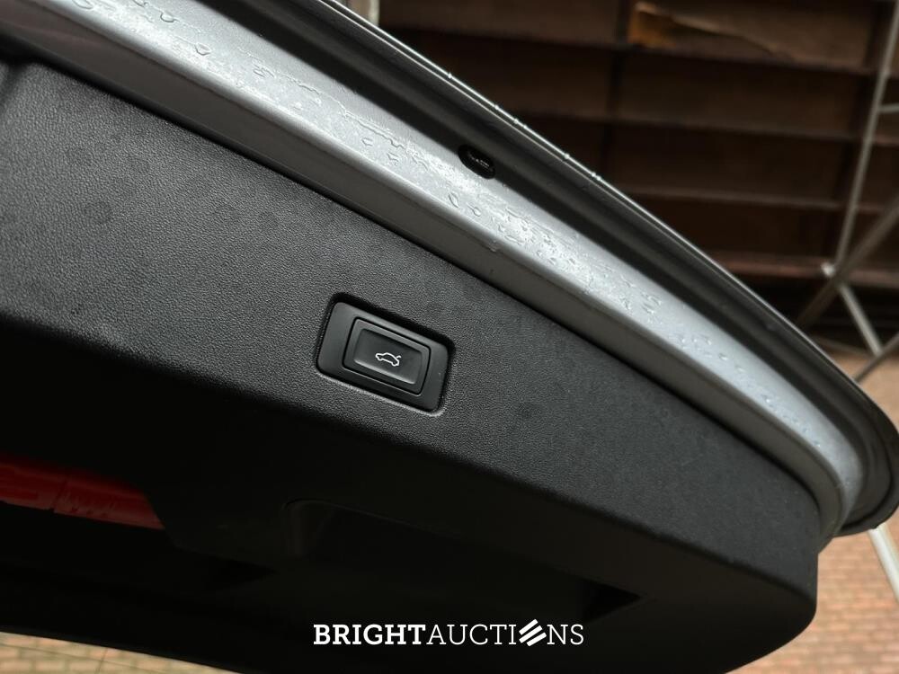 Audi Q4 e-tron 40 Launch edition Advanced Plus 77 kWh 204pk 2021 (Origineel-NL+1e eigenaar), N-596-TN