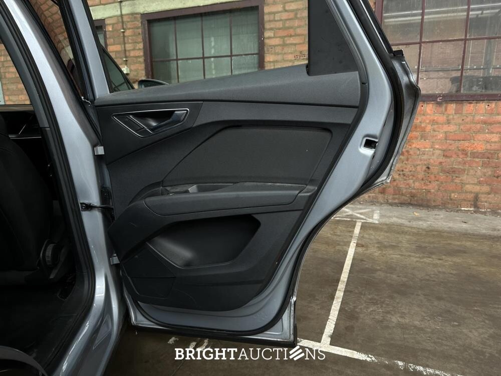 Audi Q4 e-tron 40 Launch edition Advanced Plus 77 kWh 204pk 2021 (Origineel-NL+1e eigenaar), N-596-TN