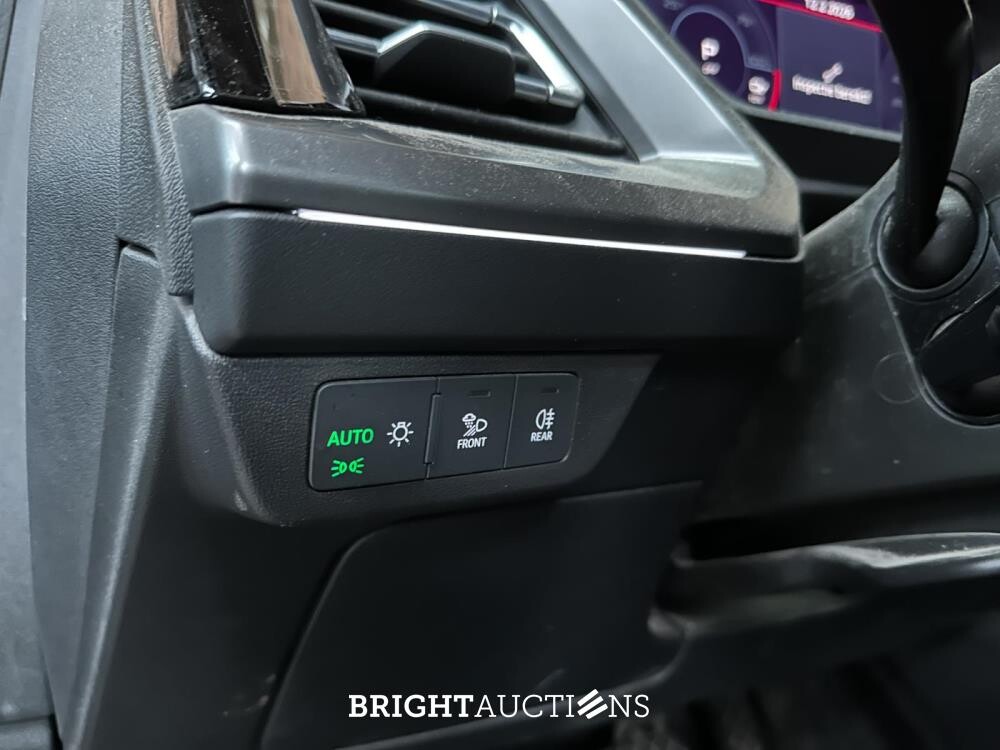 Audi Q4 e-tron 40 Launch edition Advanced Plus 77 kWh 204pk 2021 (Origineel-NL+1e eigenaar), N-596-TN