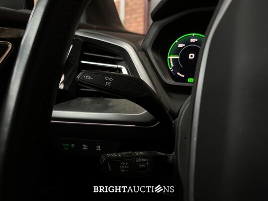Audi Q4 e-tron 40 Launch edition Advanced Plus 77 kWh 204pk 2021 (Origineel-NL+1e eigenaar), N-596-TN