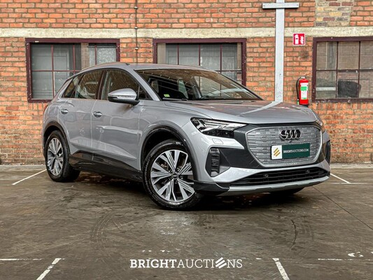 Audi Q4 e-tron 40 Launch edition Advanced Plus 77 kWh 204pk 2021 (Origineel-NL+1e eigenaar), N-596-TN