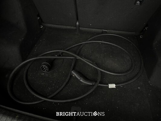 Audi Q4 e-tron 40 Launch edition Advanced Plus 77 kWh 204pk 2021 (Origineel-NL+1e eigenaar), N-596-TN