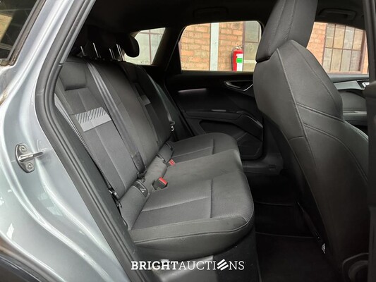 Audi Q4 e-tron 40 Launch edition Advanced Plus 77 kWh 204pk 2021 (Origineel-NL+1e eigenaar), N-596-TN