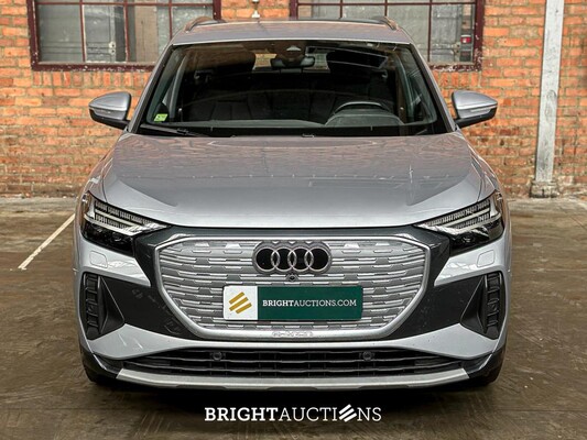 Audi Q4 e-tron 40 Launch edition Advanced Plus 77 kWh 204pk 2021 (Origineel-NL+1e eigenaar), N-596-TN